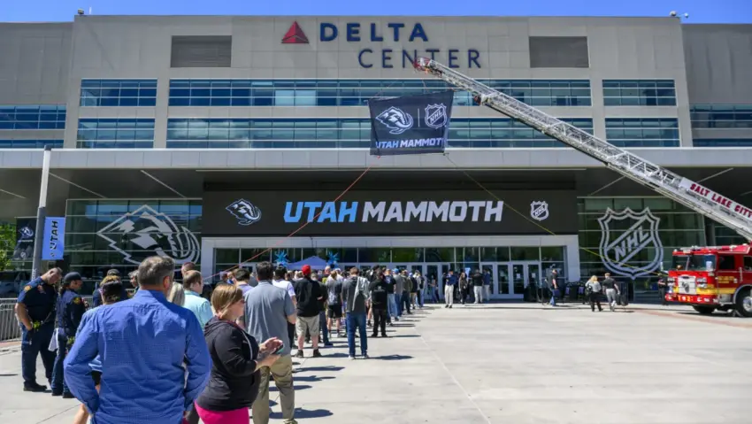 mammoth hockey — US news