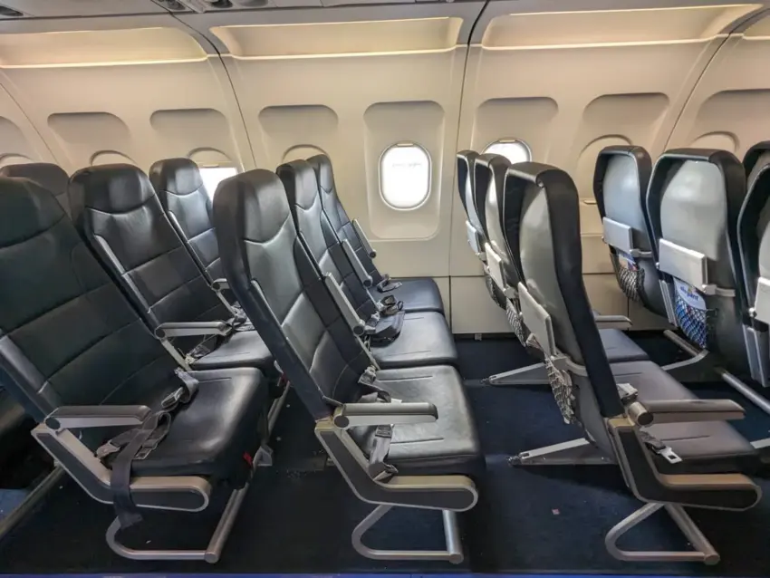 allegiant air — US news