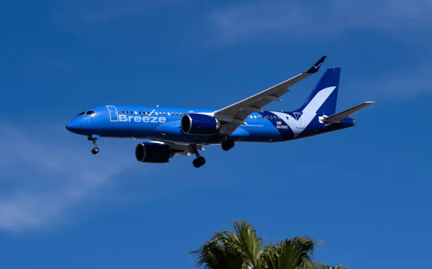 breeze airways — US news