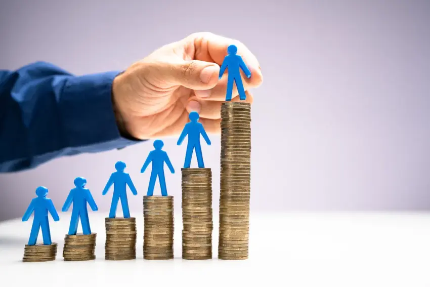 minimum wage — US news