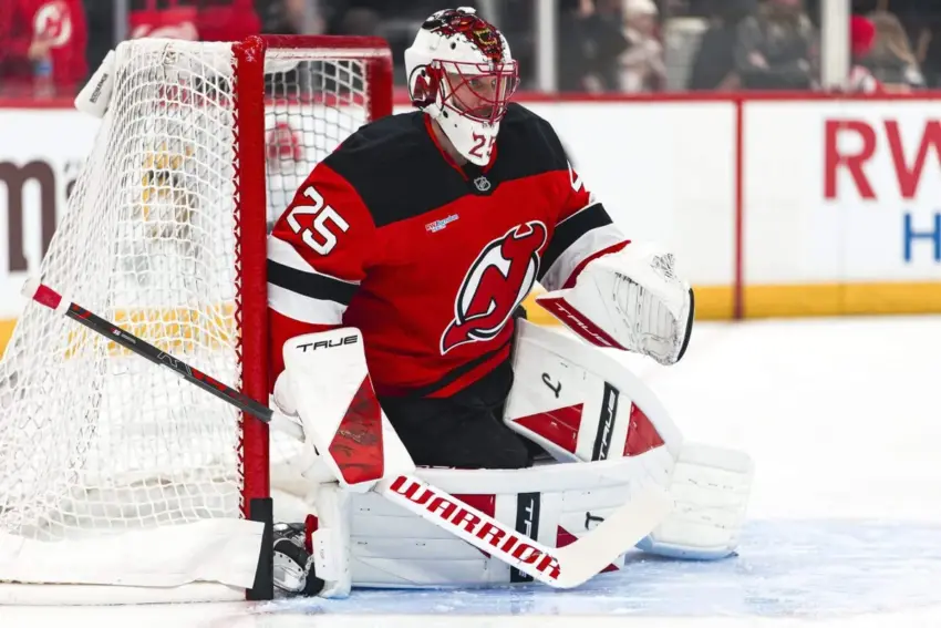 Panthers acquire goalie Markstrom from Devils in 5-player deal