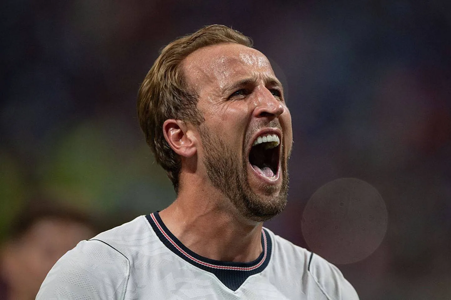 ATLANTA, GEORGIA - JULY 01: Harry Kane of England celebrates to the fans following victory in the FIFA World Cup 2026 Round Of 32 match between England and Congo DR at Atlanta Stadium on July 01, 2026 in Atlanta, Georgia. (Photo by Visionhaus/Getty Images)