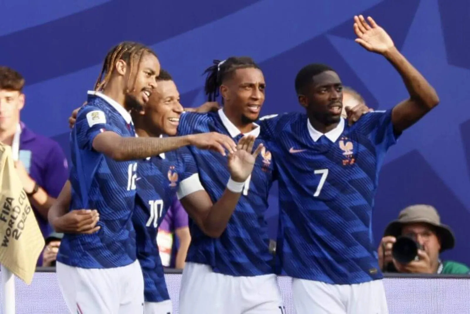 Bradley Barcola, Kylian Mbappe, Michael Olise and Ousmane Dembele celebrate