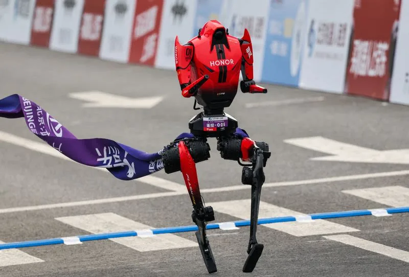 Chinese humanoid robot breaks Usain Bolt's 100m dash record at 9.39 seconds - Fox News