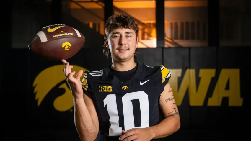 Jeremy Hecklinski shines as Iowa’s QB competition takes shape - The New York Times