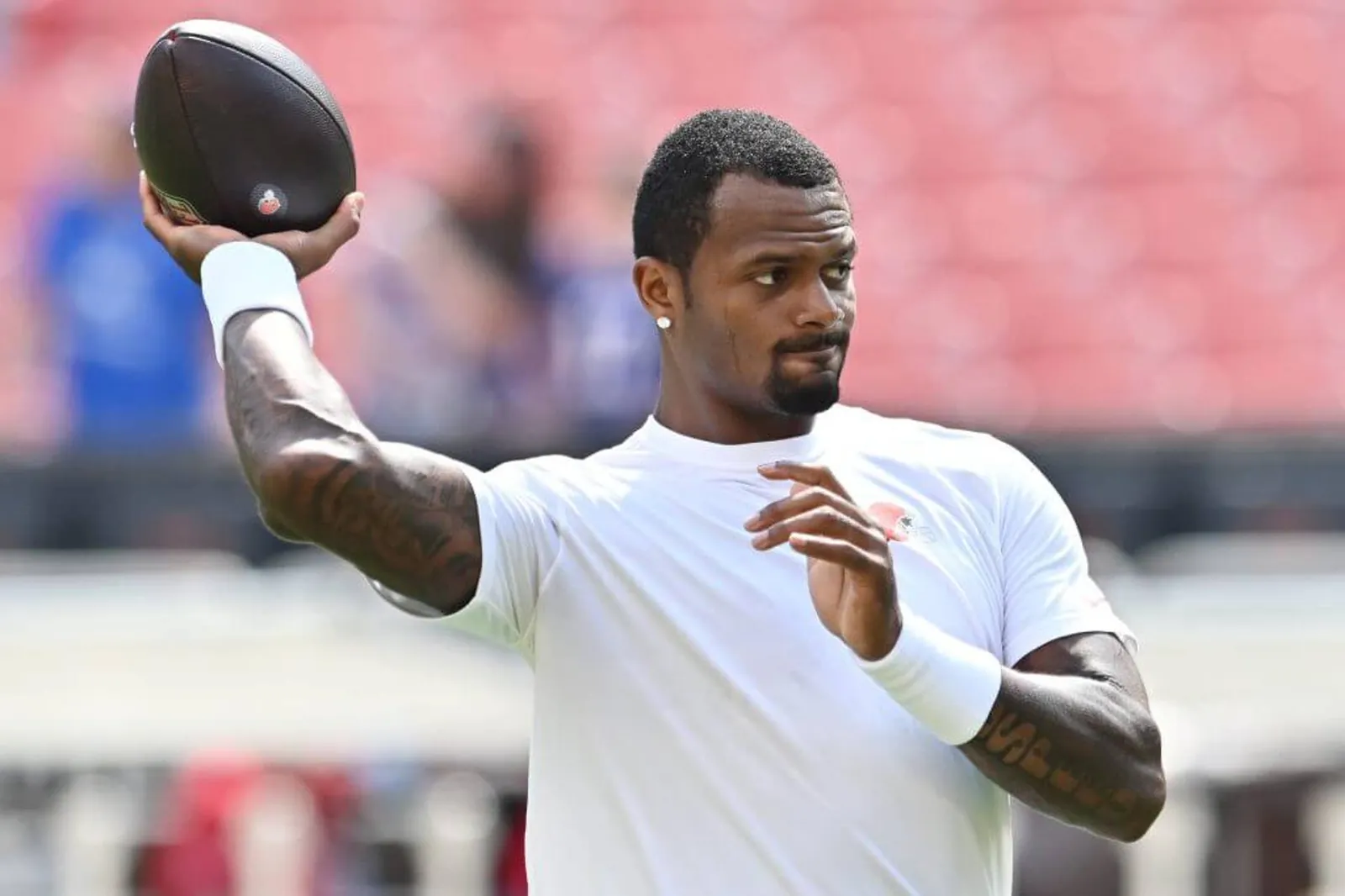 Cleveland Browns quarterback Deshaun Watson warms up before a game against the Buffalo Bills at Huntington Bank Field on Aug. 22, 2026.