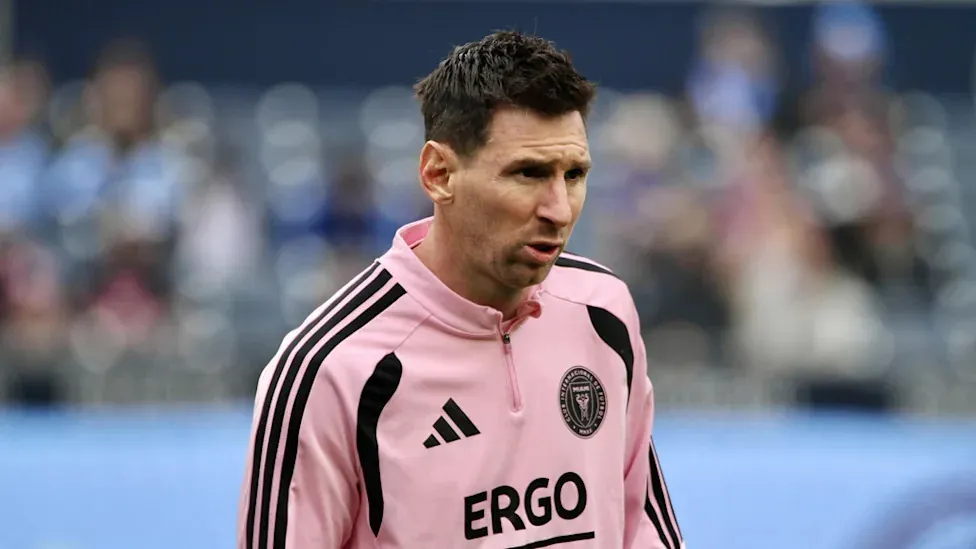 Lionel Messi(Cover Images)